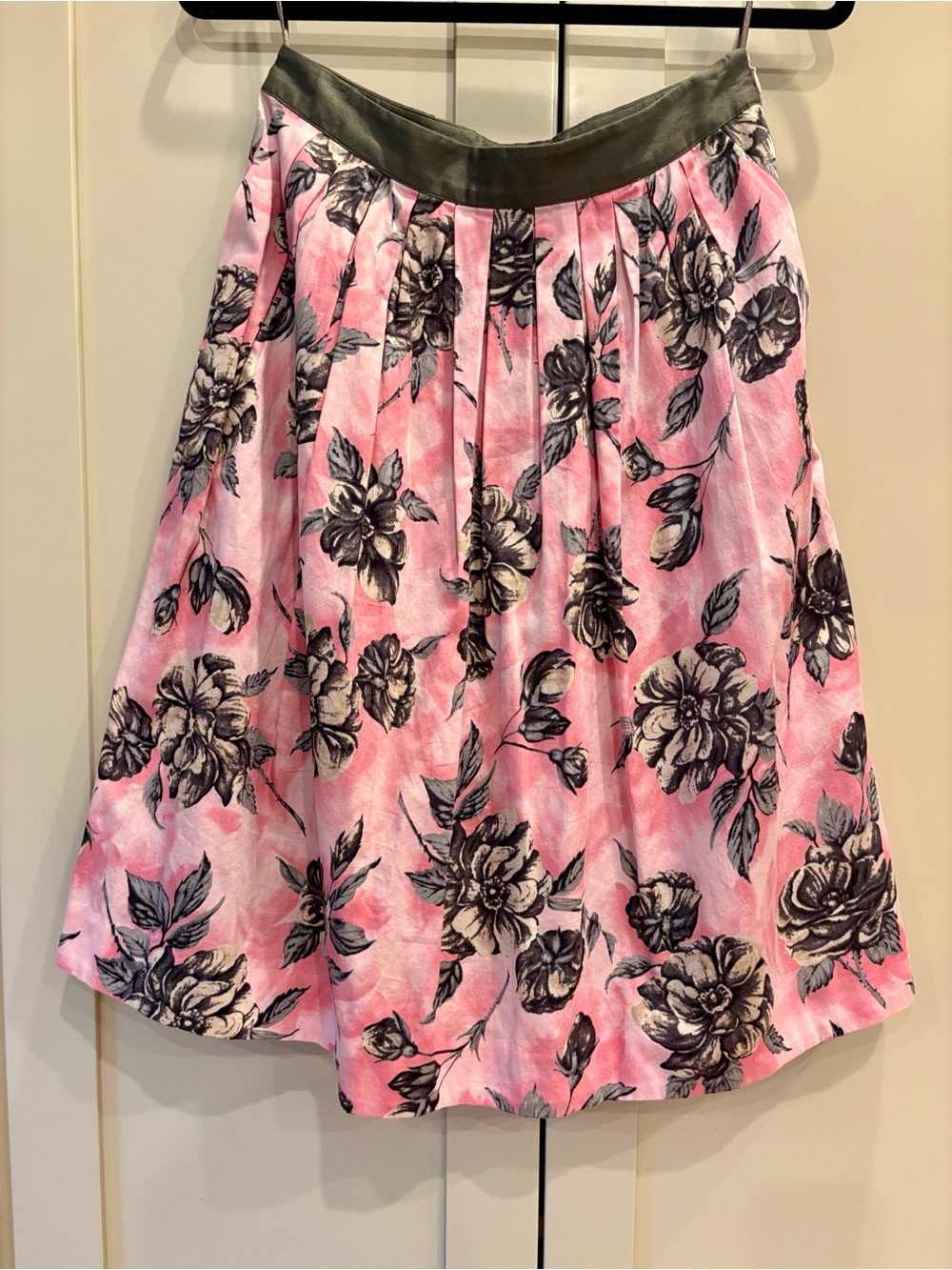 Anthropologie Odille Floral skirt Sz 6